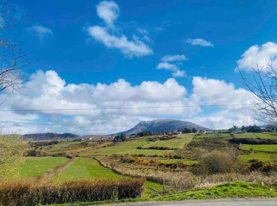 Teach Dunmore In The Heart Of Donegal Gaeltacht. ฟาลคาร์ราห์ ภายนอก รูปภาพ